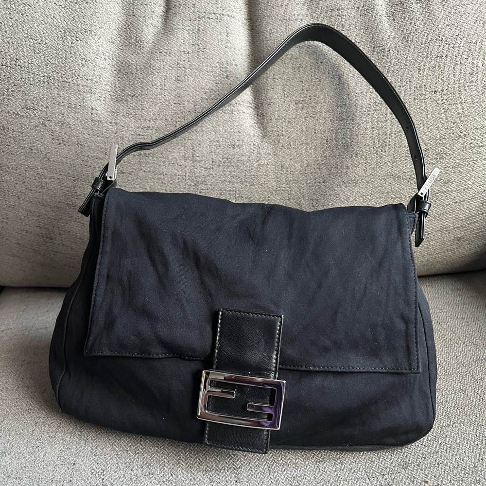 Fendi mamma baguette Vintage 90s Neoprene